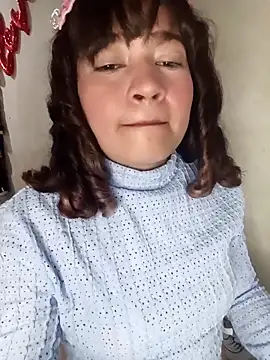 Snapshot of alexa_gom chatting on November 3, 2025, 8:01 pm alexa gom online show from November 3, 2025, 8:01 pm