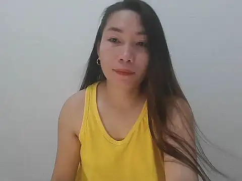 Wild hot Lyn online show from November 28, 2025, 6:52 pm