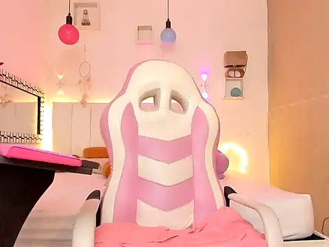 yisedvegas online show from November 3, 2025, 2:09 pm