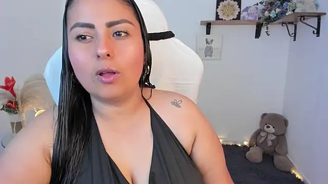 Snapshot of Valery_stuart chatting on November 19, 2025, 8:42 pm Valery stuart online show from November 19, 2025, 8:42 pm