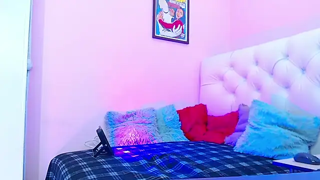 Snapshot of bad_boy_hottx chatting on November 9, 2025, 5:55 am bad boy hottx online show from November 9, 2025, 5:55 am