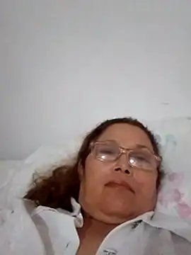 Snapshot of Cessi50 chatting on February 3, 2026, 12:54 am Cessi50 online show from February 3, 2026, 12:54 am