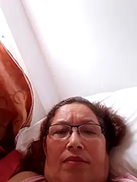 Snapshot of Cessi50 chatting on February 25, 2026, 5:35 pm Cessi50 online show from February 25, 2026, 5:35 pm