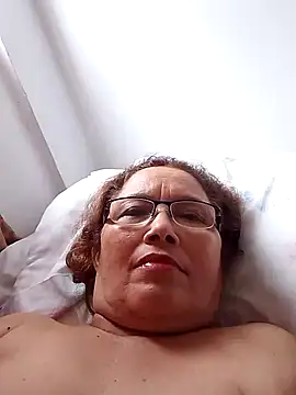 Snapshot of Cessi50 chatting on February 10, 2026, 3:00 pm Cessi50 online show from February 10, 2026, 3:00 pm