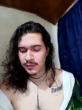 Snapshot of OnixAgata0 chatting on November 2, 2025, 11:10 pm OnixAgata0 online show from November 2, 2025, 11:10 pm