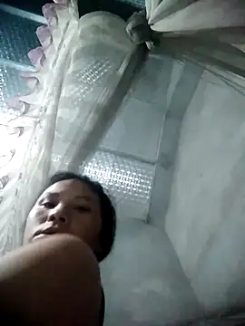 Snapshot of moe-sexxy chatting on November 9, 2025, 2:10 pm moe-sexxy online show from November 9, 2025, 2:10 pm