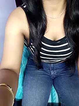 Snapshot of Hey_shiviii chatting on March 16, 2026, 3:15 pm Hey shiviii online show from March 16, 2026, 3:15 pm