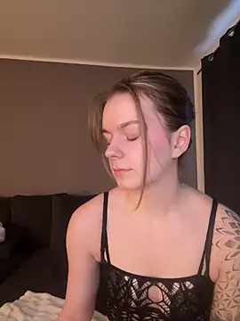 Snapshot of LisaFreierxx chatting on January 17, 2026, 1:04 pm LisaFreierxx online show from January 17, 2026, 1:04 pm