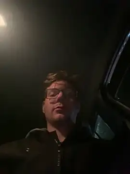 Snapshot of Niesmialyy chatting on November 22, 2025, 12:43 am Niesmialyy online show from November 22, 2025, 12:43 am