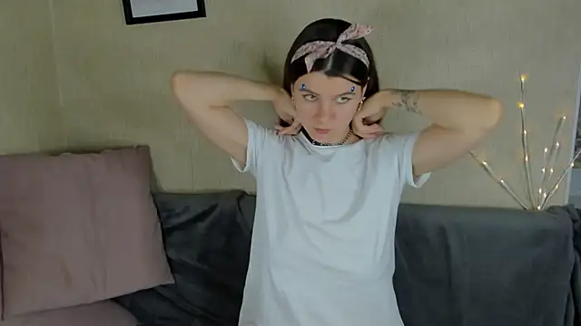 Snapshot of Zorianaa chatting on November 22, 2025, 9:24 pm Zorianaa online show from November 22, 2025, 9:24 pm