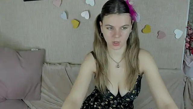 Snapshot of Zorianaa chatting on February 25, 2026, 9:58 pm Zorianaa online show from February 25, 2026, 9:58 pm