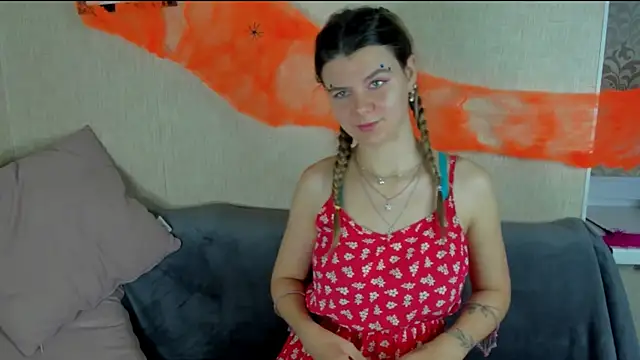 Snapshot of Zorianaa chatting on November 10, 2025, 9:09 pm Zorianaa online show from November 10, 2025, 9:09 pm