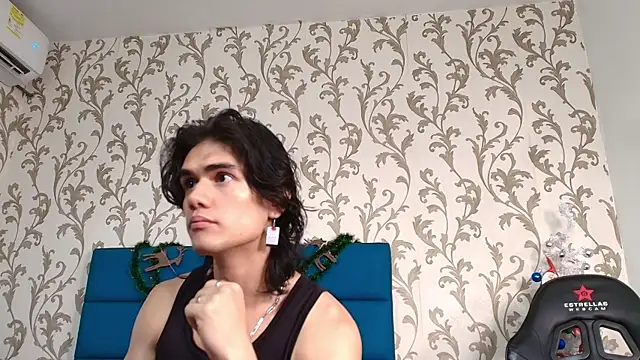 James Morrisonm online show from December 15, 2025, 8:14 pm