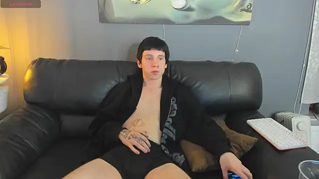 CutieKai  online show from April 13, 2026, 9:41 pm