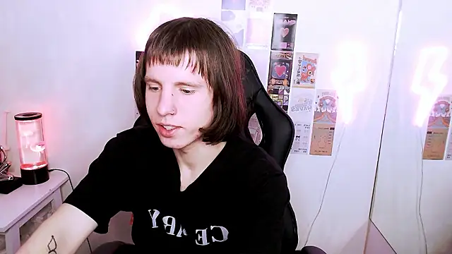 CutieKai  online show from March 14, 2026, 9:21 pm