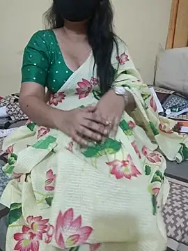 mouni499 online show from May 9, 2026, 6:22 pm