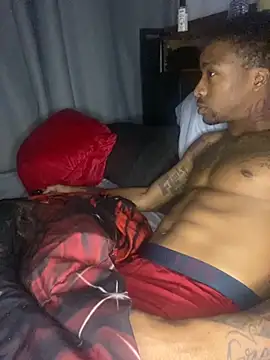 PJmakeitrain98 online show from November 5, 2025, 10:40 am