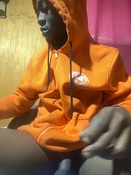 Morochito123- online show from November 1, 2025, 5:07 pm