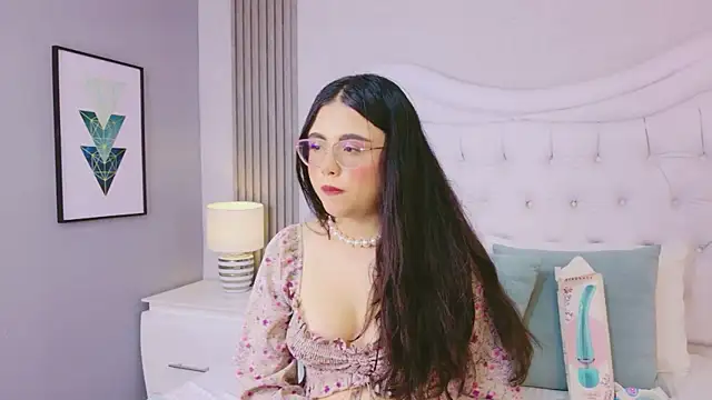 Snapshot of ScarlettPetrova chatting on May 28, 2026, 11:38 am ScarlettPetrova online show from May 28, 2026, 11:38 am