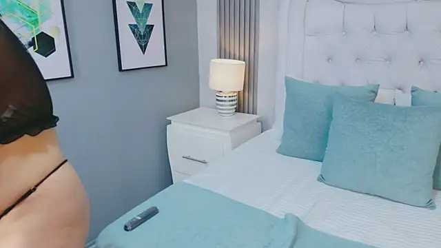 ScarlettPetrova online show from March 26, 2026, 12:03 pm