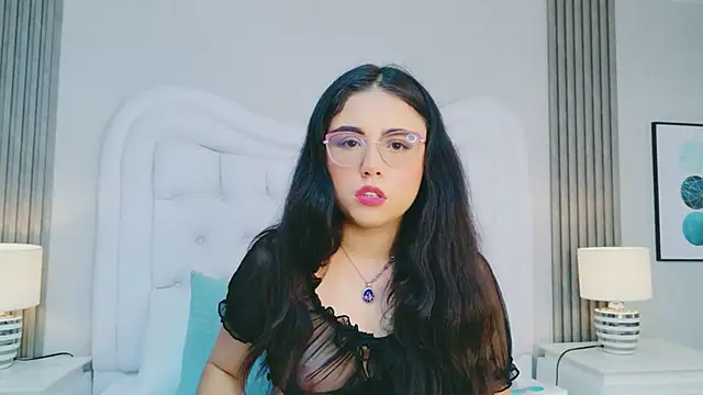 Snapshot of ScarlettPetrova chatting on April 20, 2026, 11:35 am ScarlettPetrova online show from April 20, 2026, 11:35 am