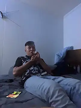 Snapshot of alex_23gto chatting on February 8, 2026, 7:17 am alex 23gto online show from February 8, 2026, 7:17 am