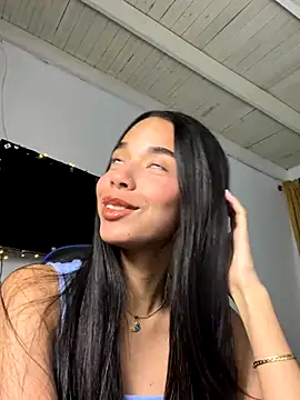 Snapshot of Milleradhara24 chatting on November 25, 2025, 1:28 am Milleradhara24 online show from November 25, 2025, 1:28 am