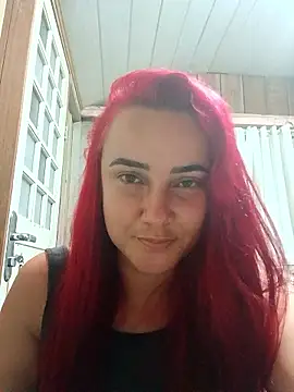 Snapshot of ruiviinhaah chatting on February 19, 2026, 11:45 pm ruiviinhaah online show from February 19, 2026, 11:45 pm