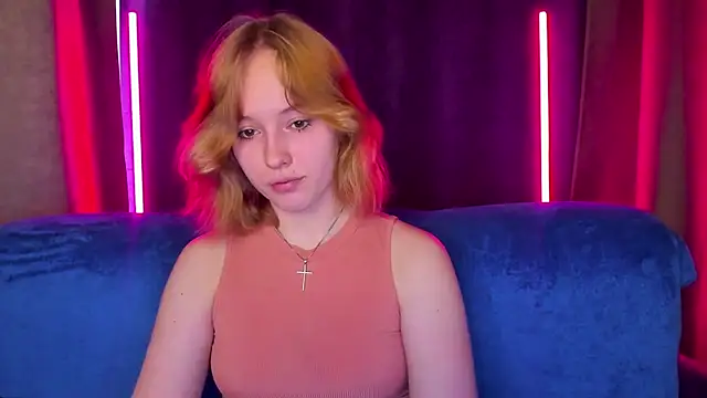 Snapshot of RikkiChoco chatting on April 19, 2026, 1:28 am RikkiChoco online show from April 19, 2026, 1:28 am
