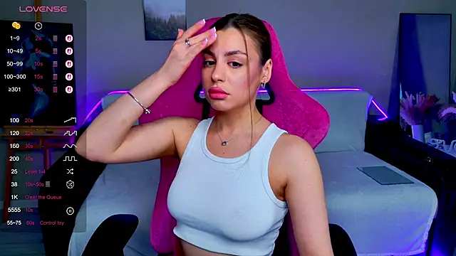 KristyDolly online show from January 7, 2026, 5:23 am