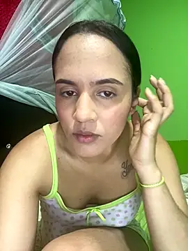 Ivy 08 online show from December 22, 2025, 1:28 am