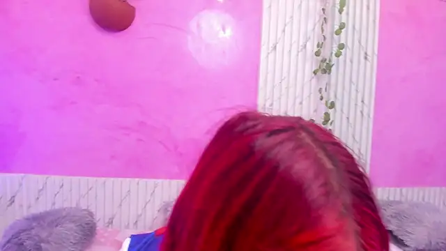 Mia Tailor Bms online show from November 12, 2025, 11:14 am