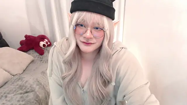 Snapshot of Omorimori chatting on June 15, 2026, 1:44 pm Omorimori online show from June 15, 2026, 1:44 pm