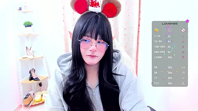 Snapshot of Omorimori chatting on November 30, 2025, 2:51 pm Omorimori online show from November 30, 2025, 2:51 pm