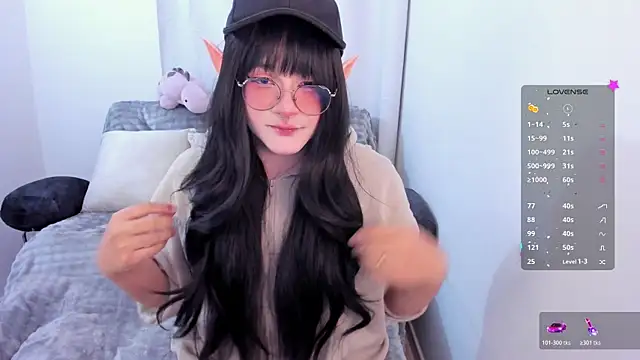 Snapshot of Omorimori chatting on December 18, 2025, 2:54 pm Omorimori online show from December 18, 2025, 2:54 pm