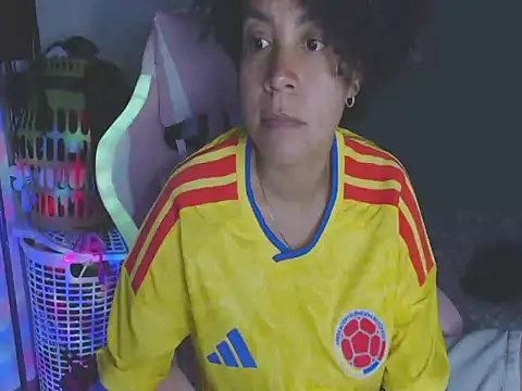 shayna cute online show from July 8, 2026, 1:41 am