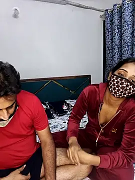 Snapshot of ITZ_GURU chatting on April 18, 2026, 7:07 pm ITZ GURU online show from April 18, 2026, 7:07 pm