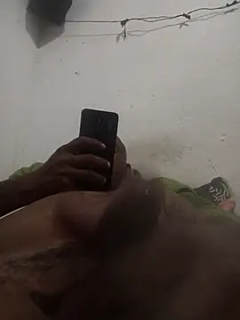 Snapshot of negrocomomisuerte chatting on February 15, 2026, 9:08 am negrocomomisuerte online show from February 15, 2026, 9:08 am