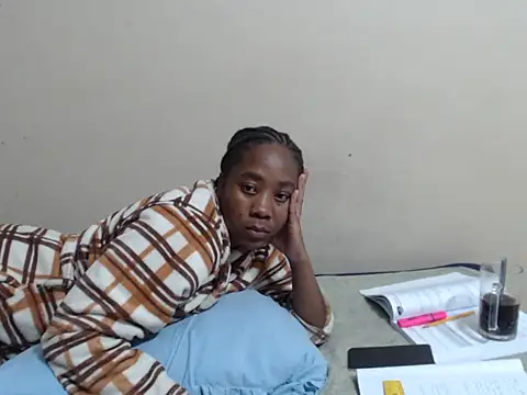 SexyLipss  online show from March 3, 2026, 6:26 pm