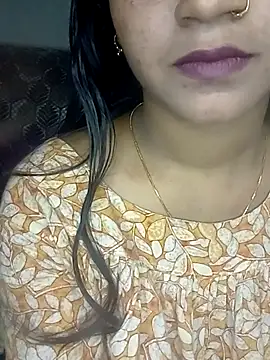 Snapshot of Neha533 chatting on April 18, 2026, 7:07 pm Neha533 online show from April 18, 2026, 7:07 pm