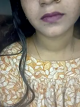 Snapshot of Neha533 chatting on April 18, 2026, 6:54 pm Neha533 online show from April 18, 2026, 6:54 pm
