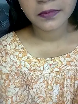 Snapshot of Neha533 chatting on May 1, 2026, 6:24 pm Neha533 online show from May 1, 2026, 6:24 pm