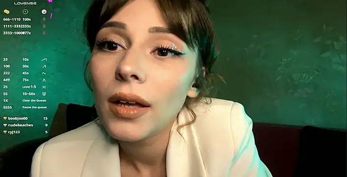 Snapshot of CrystaDepaul chatting on November 2, 2025, 5:51 pm CrystaDepaul online show from November 2, 2025, 5:51 pm