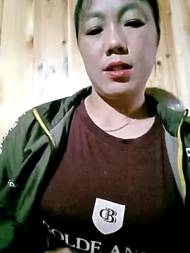 Sara pusyy online show from November 12, 2025, 2:04 am