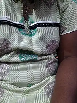 hyd couple7878 online show from December 18, 2025, 10:08 am