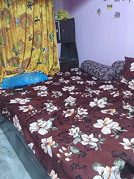 hyd couple7878 online show from July 10, 2026, 3:34 pm