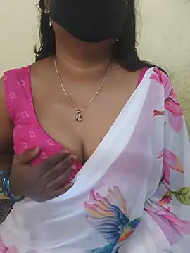 hyd couple7878 online show from July 17, 2026, 7:38 am