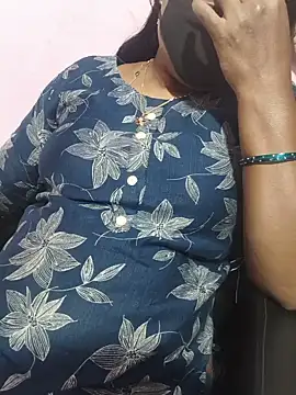 hyd couple7878 online show from August 4, 2026, 5:06 pm
