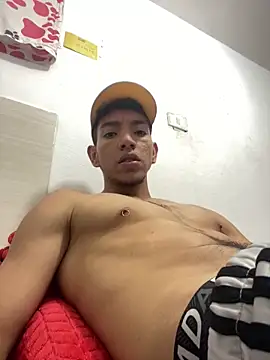 Snapshot of johnvixx chatting on November 3, 2025, 12:49 am johnvixx online show from November 3, 2025, 12:49 am