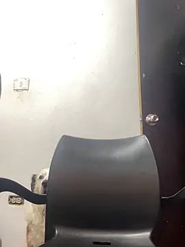 Snapshot of johnvixx chatting on November 28, 2025, 4:23 am johnvixx online show from November 28, 2025, 4:23 am